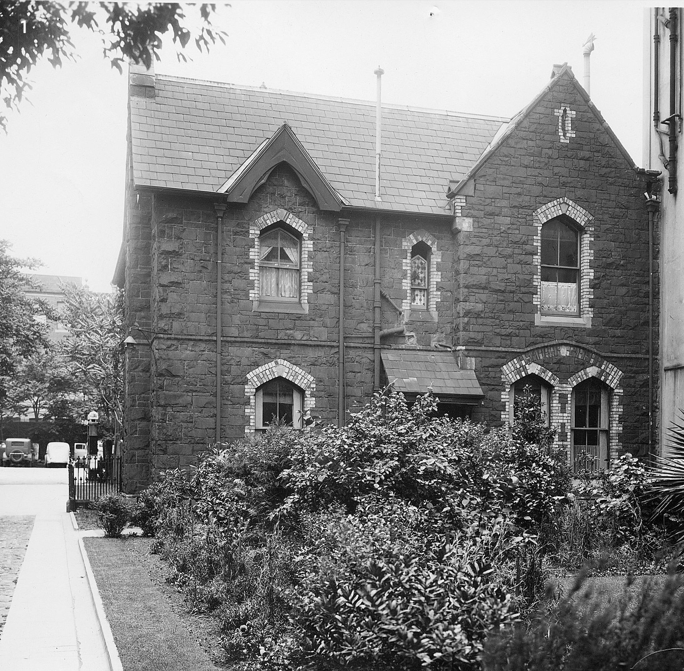 The south elevation of the Manse, 1938.